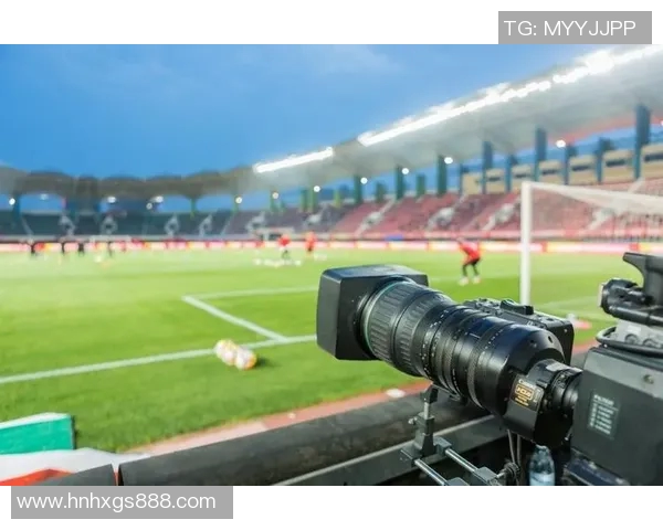 郑凯最新足球比赛直播精彩瞬间回顾与赛后分析全方位解读