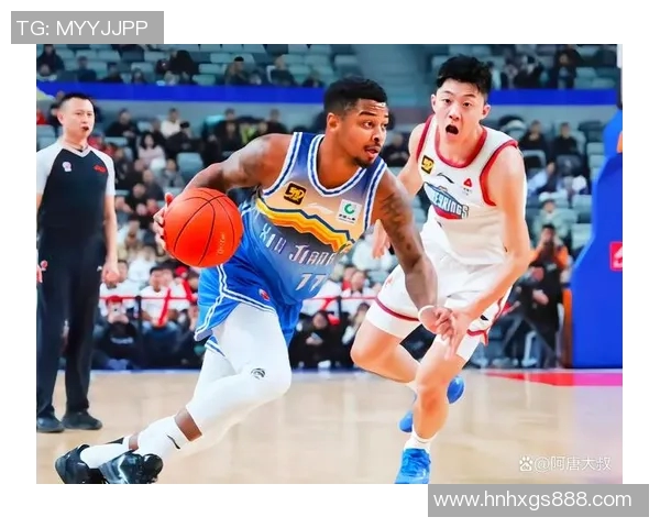 CBA精彩对决上海队迎战新疆队全场精彩瞬间回顾与分析