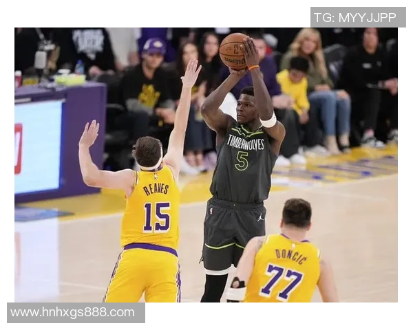 森林狼队新秀闪耀，突破比赛僵局