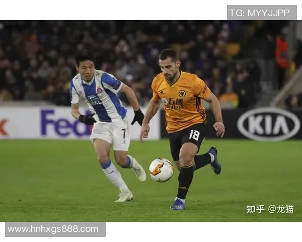 瓦伦西亚交易市场搅动西甲，多名球员将离队加盟新球队