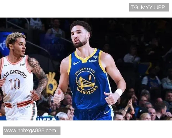 克莱汤普森的篮球传奇之路与勇士队的辉煌成就探秘